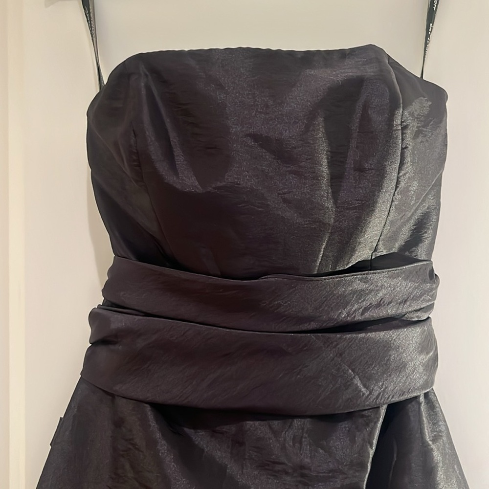 Bridesmaid or Costume Dress. Beautiful strapless dress.